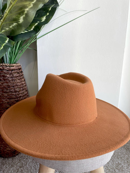 Get into Tan Fedora *AS IS*