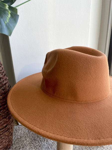 Get into Tan Fedora *AS IS*